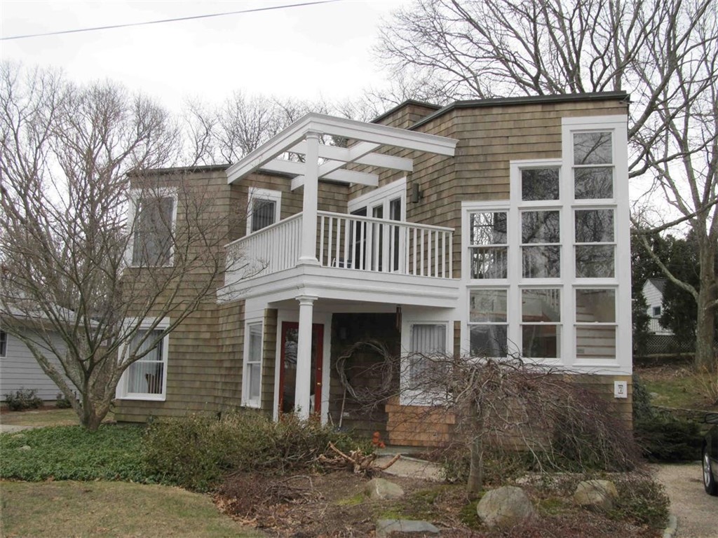 7 Spring Cove Road