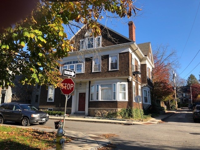 7 Mt. Vernon Street 4