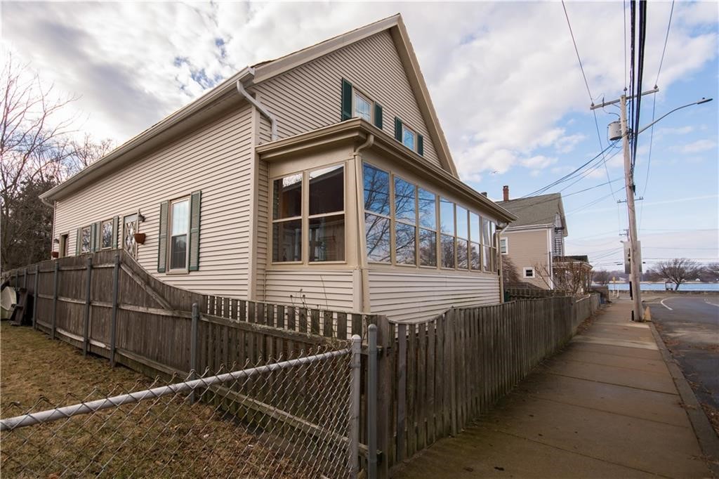 12 Washington Street 2