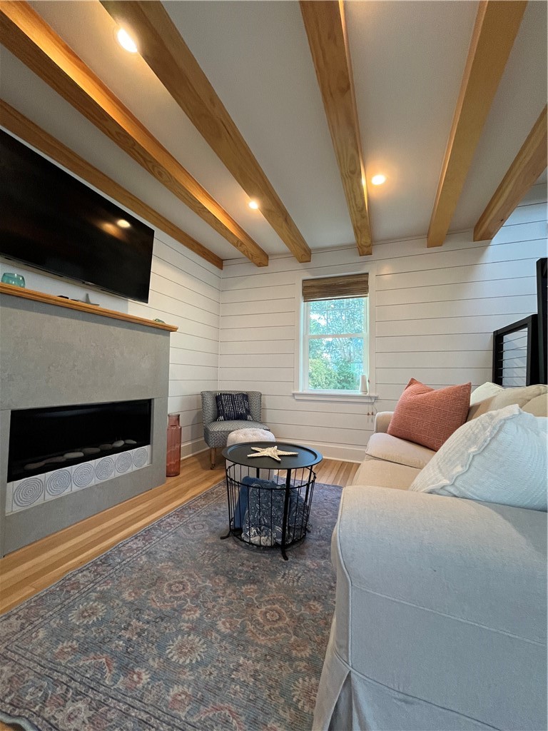 21 Connection Street