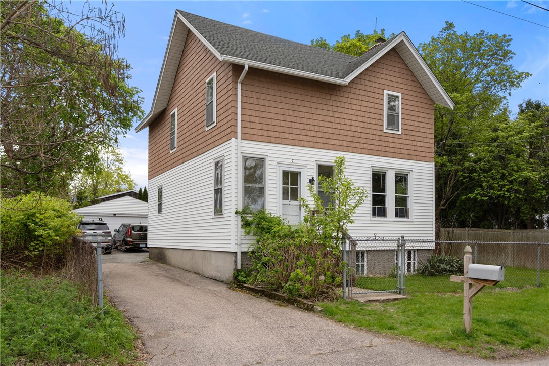 7 Clarke Street