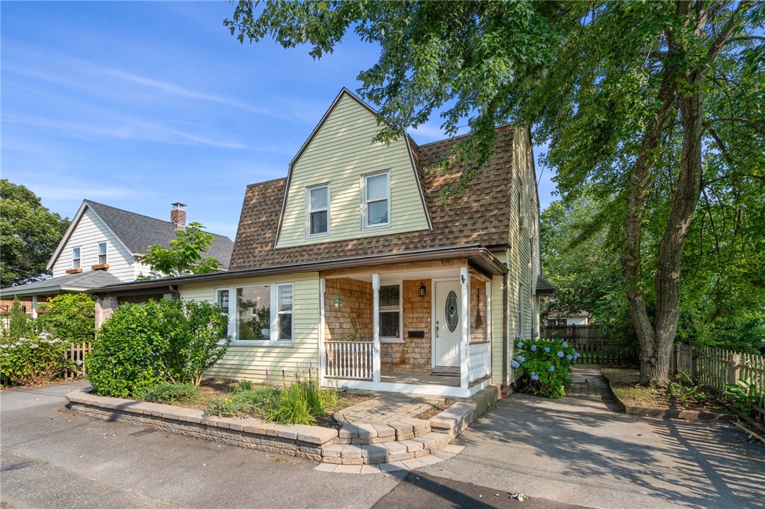 16 Allard Street