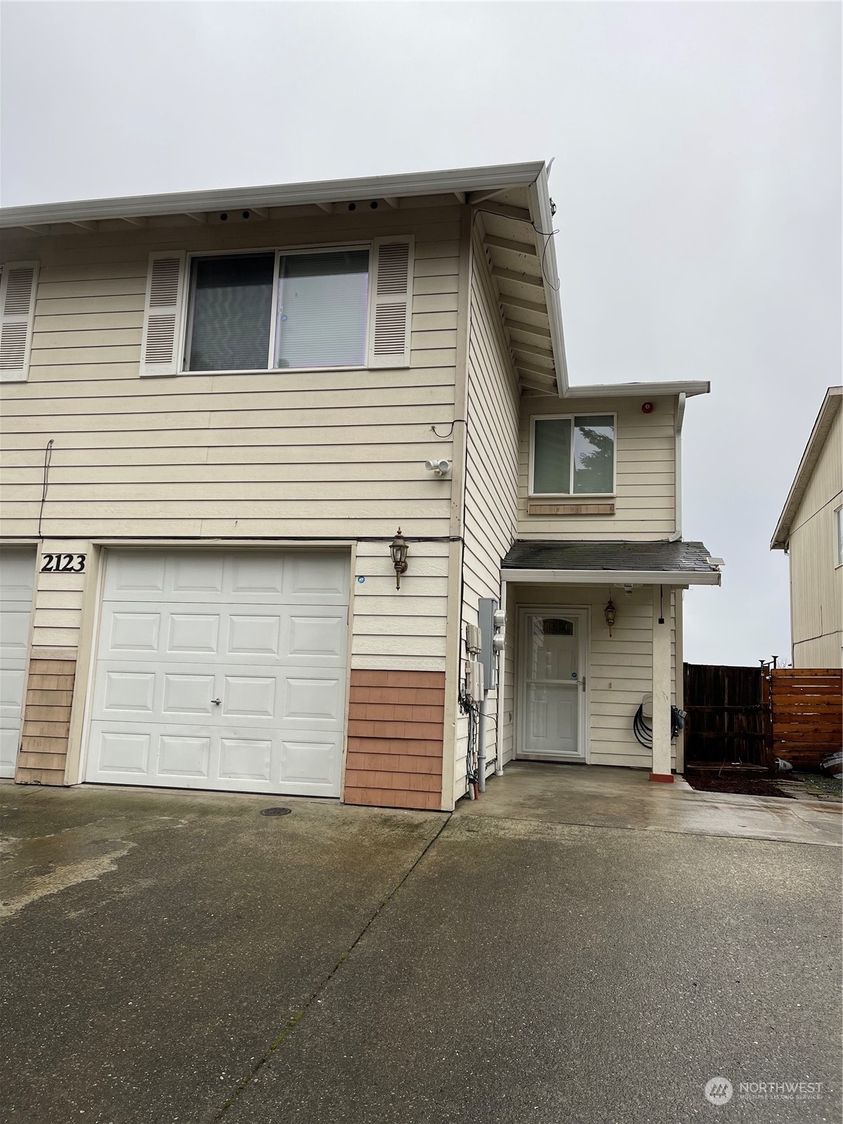 2123 D Street SE Unit: B