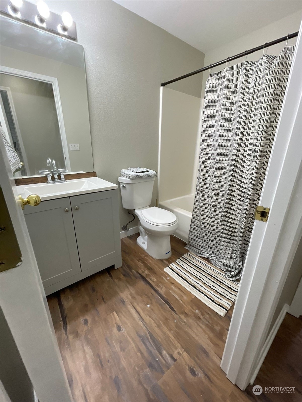 2123 D Street SE Unit: B