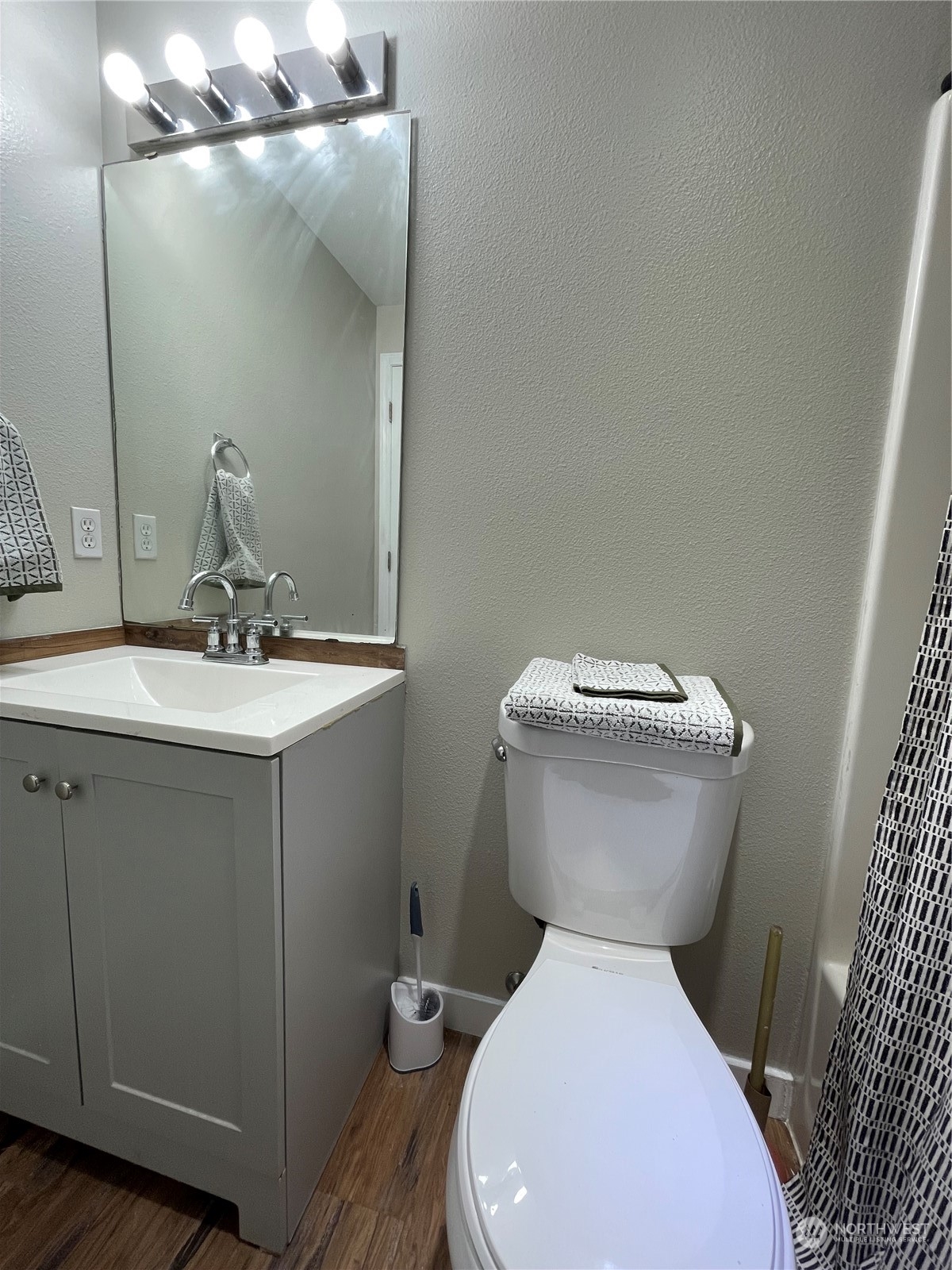 2123 D Street SE Unit: B