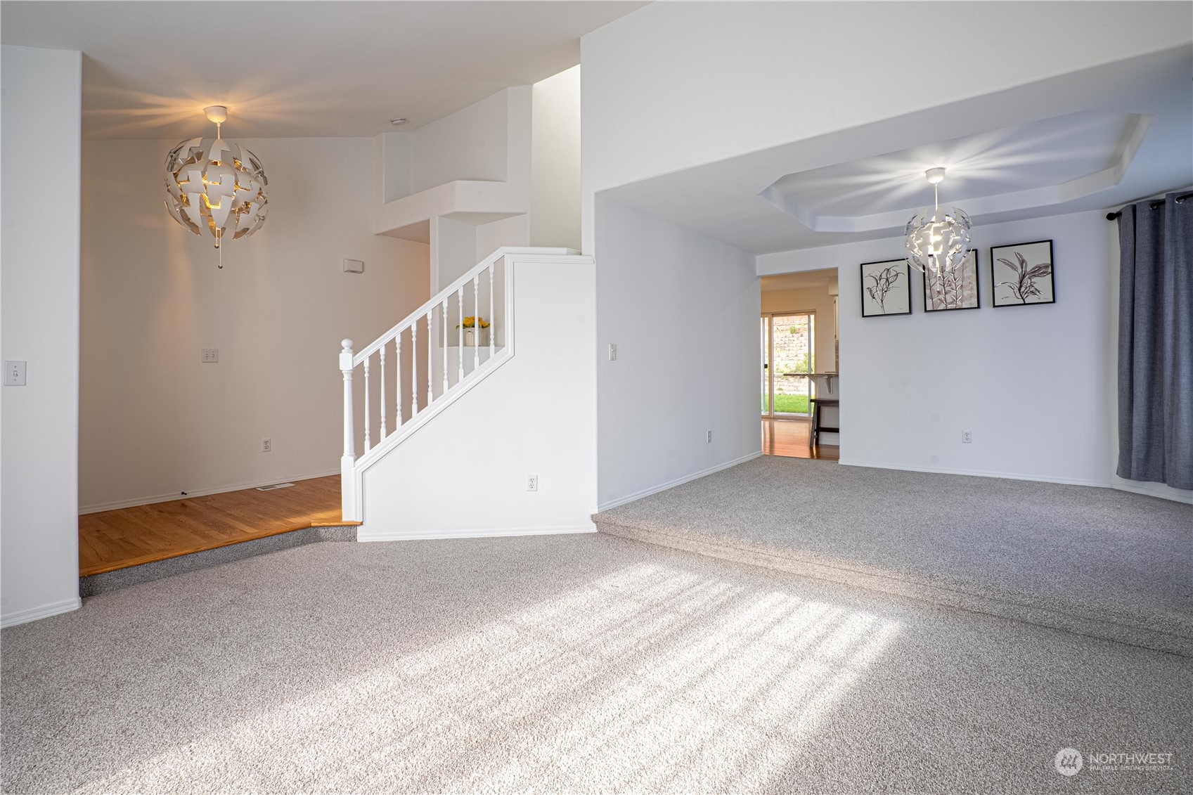 4608 NE 7th Place