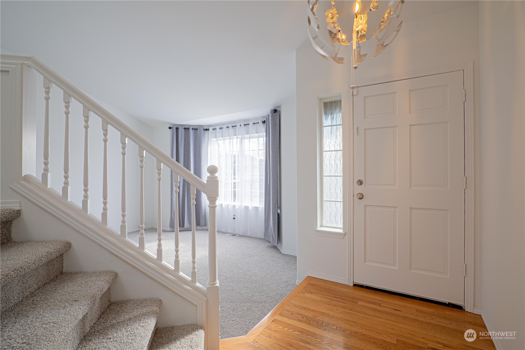 4608 NE 7th Place