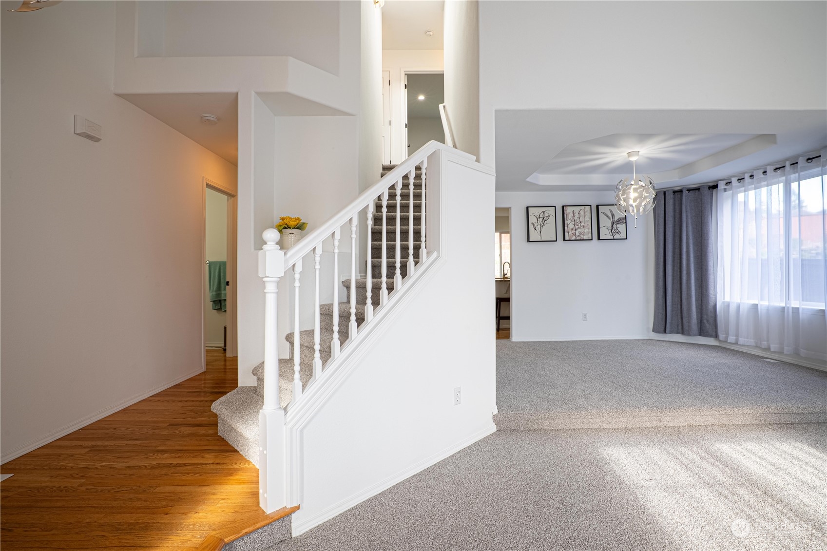 4608 NE 7th Place