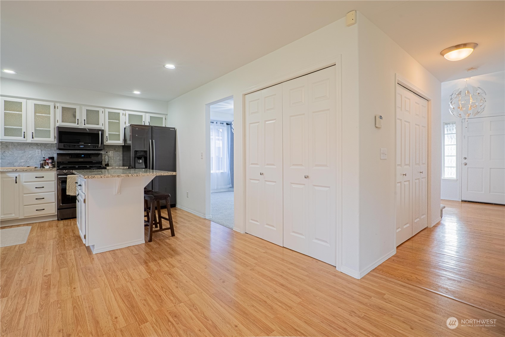4608 NE 7th Place