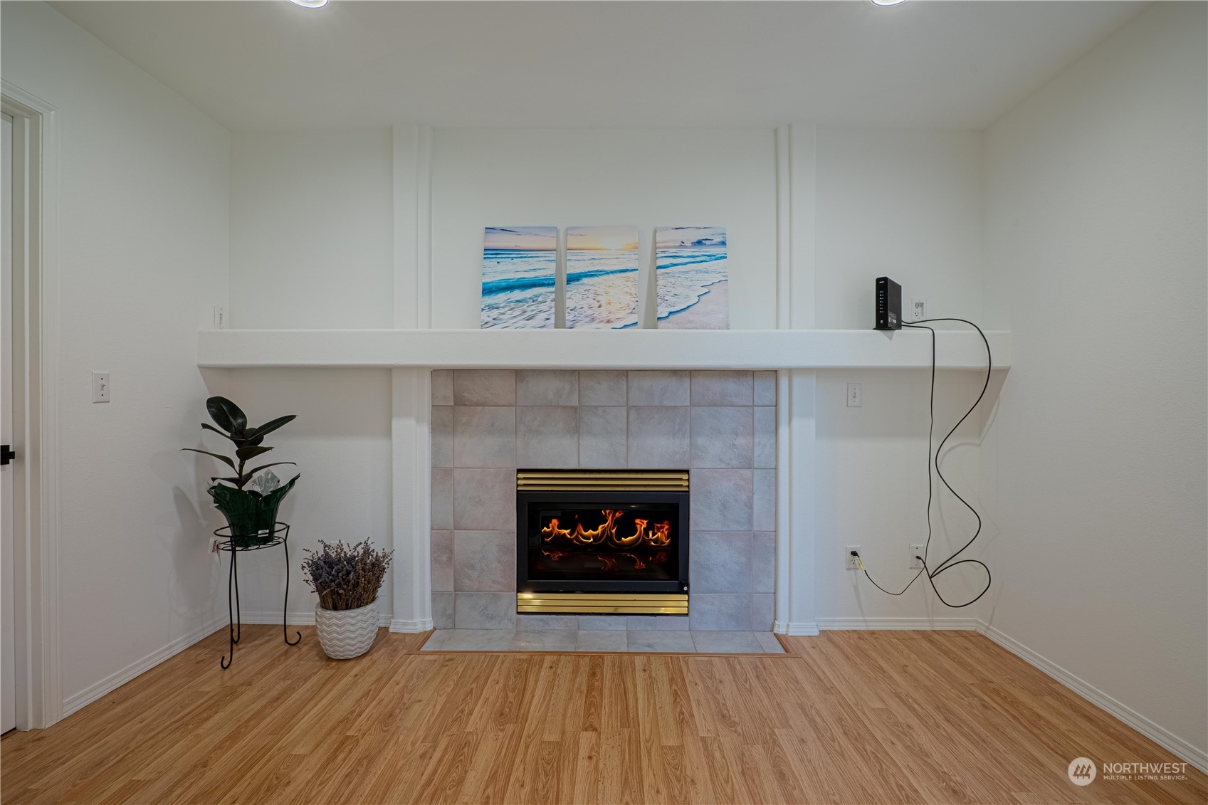 4608 NE 7th Place