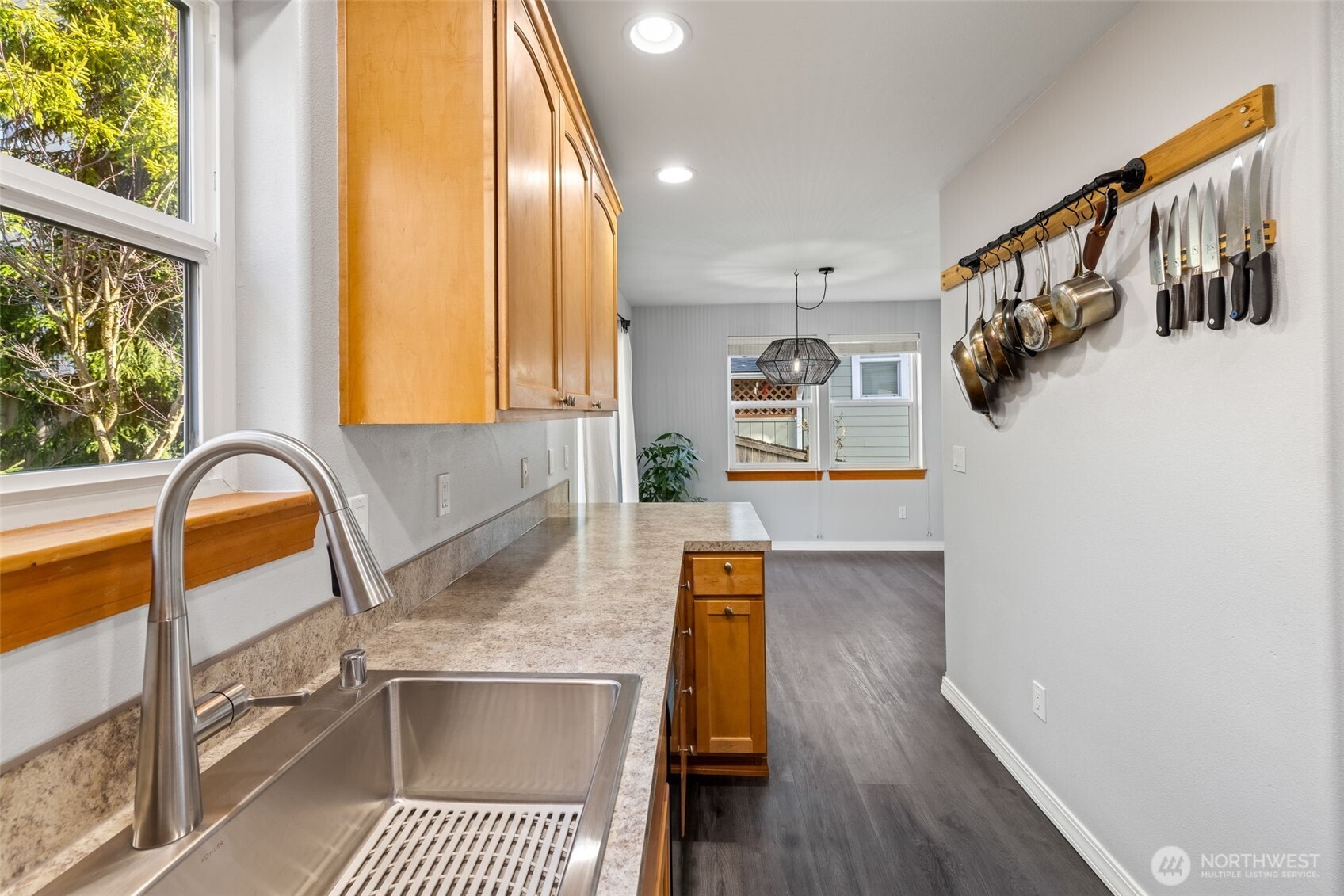4525 5th Drive SE