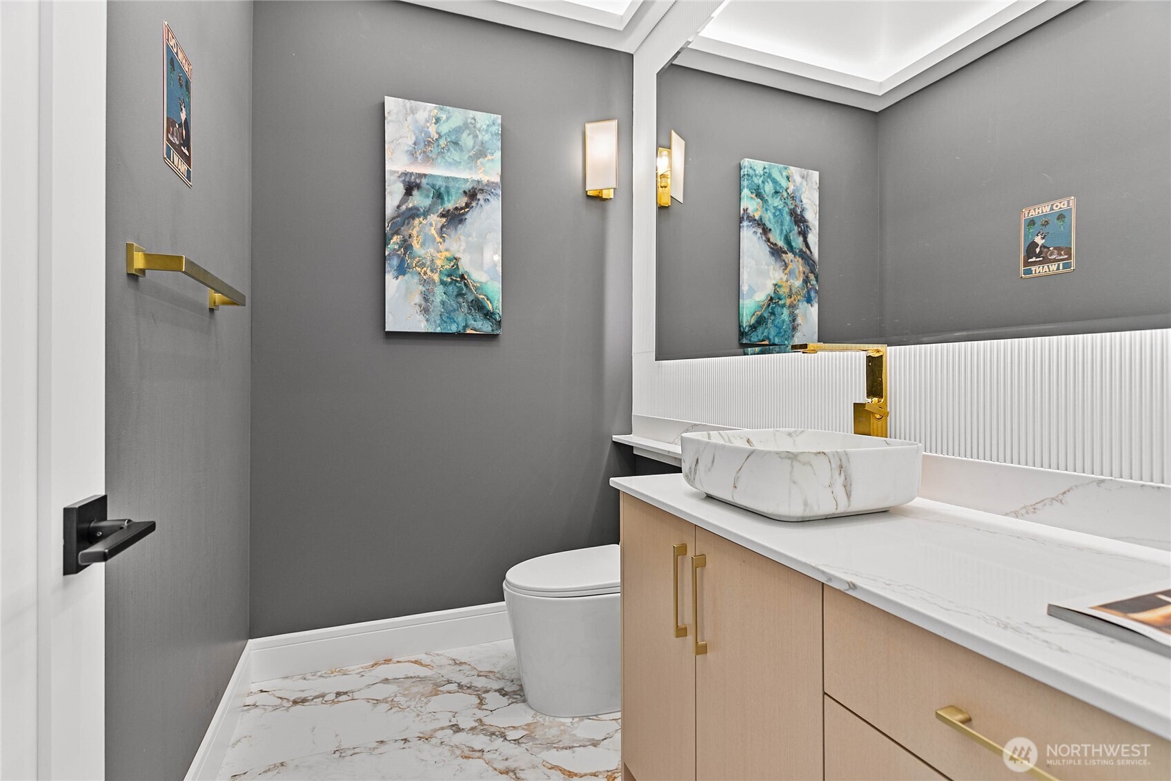 8636 Ashbury Court