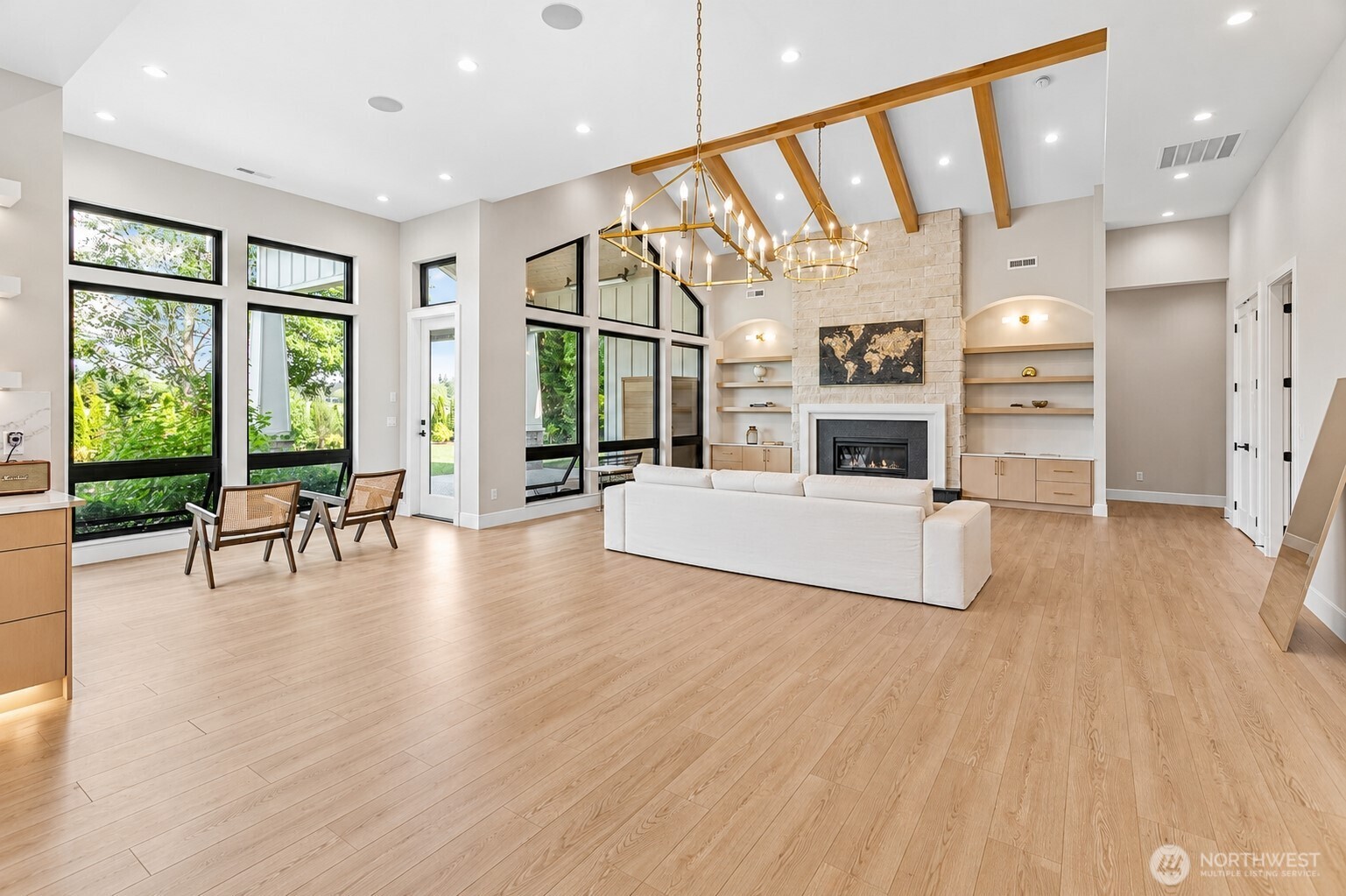 8636 Ashbury Court