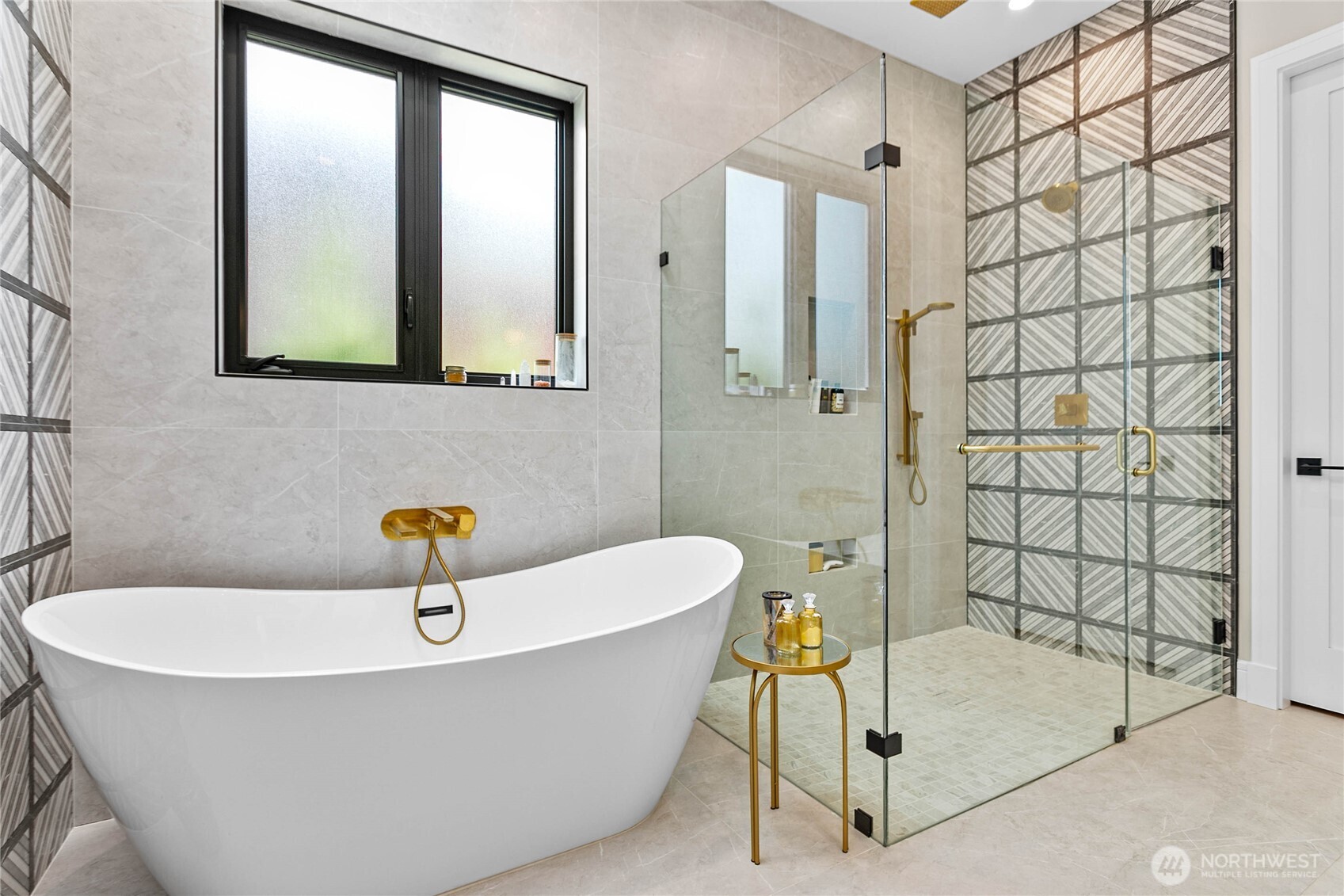 8636 Ashbury Court