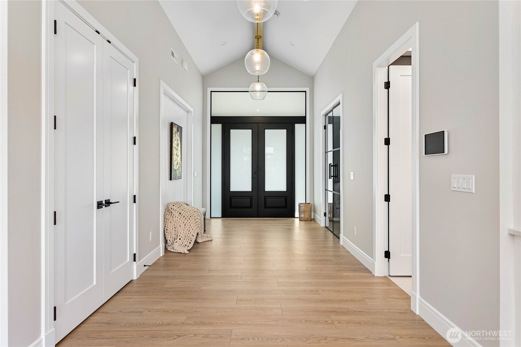 8636 Ashbury Court
