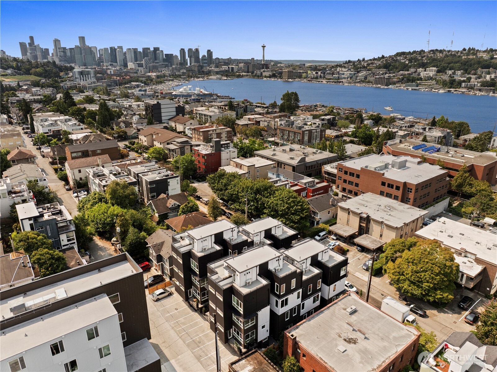 2328 Franklin Avenue E Unit: C