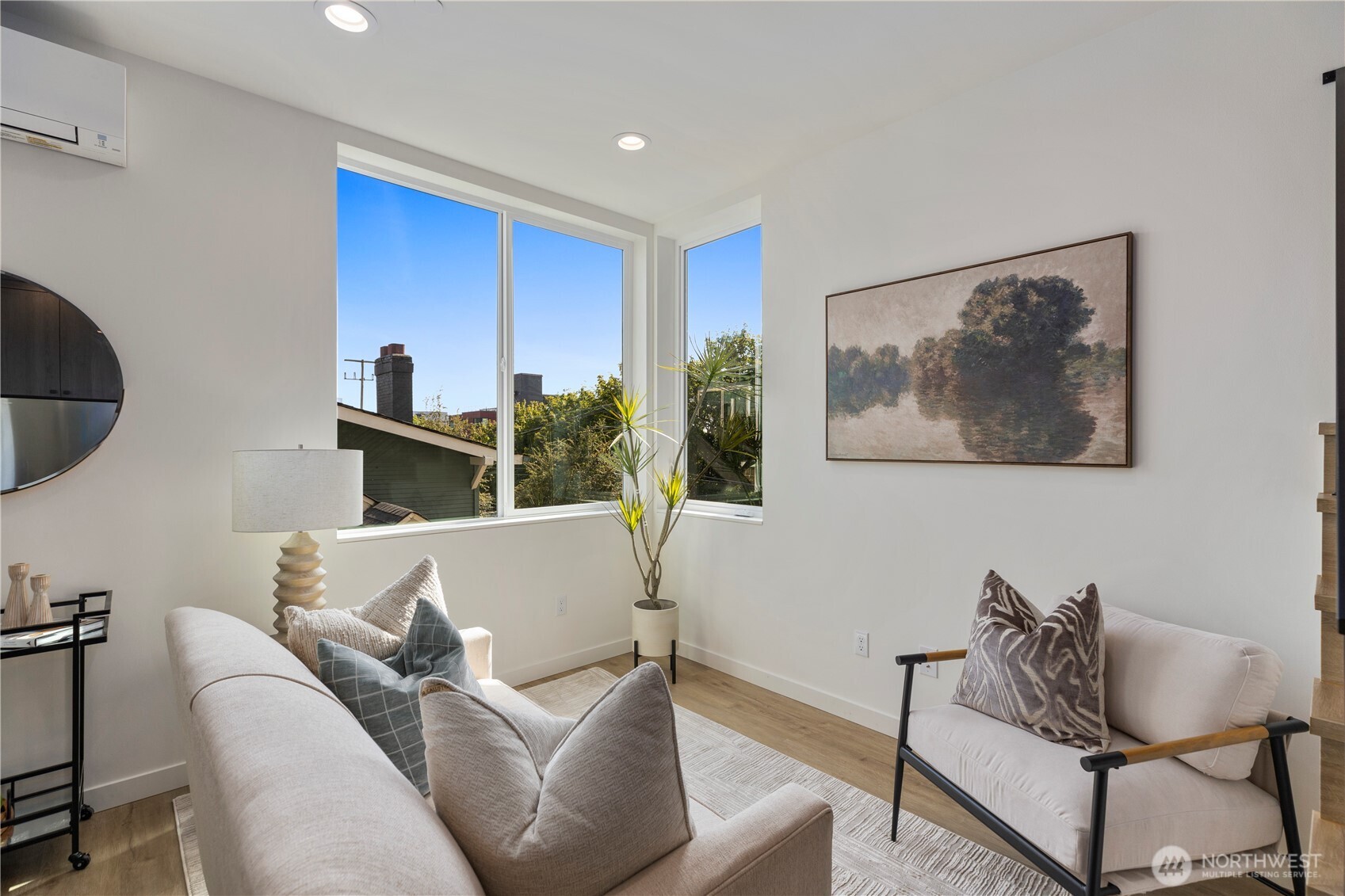 2328 Franklin Avenue E Unit: C