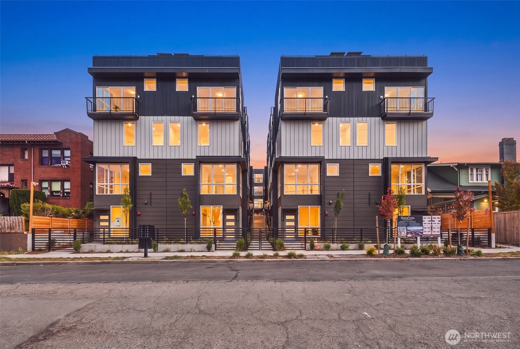 2328 Franklin Avenue E Unit: G