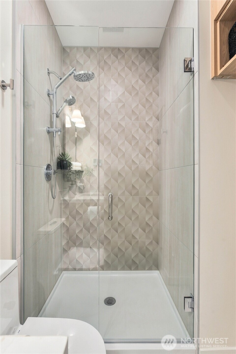 2328 Franklin Avenue E Unit: G