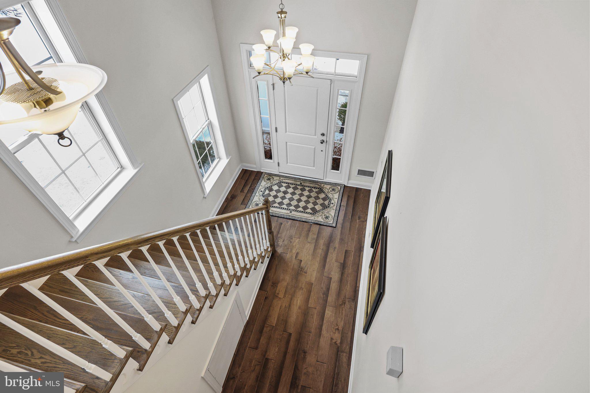 10 FERN DRIVE