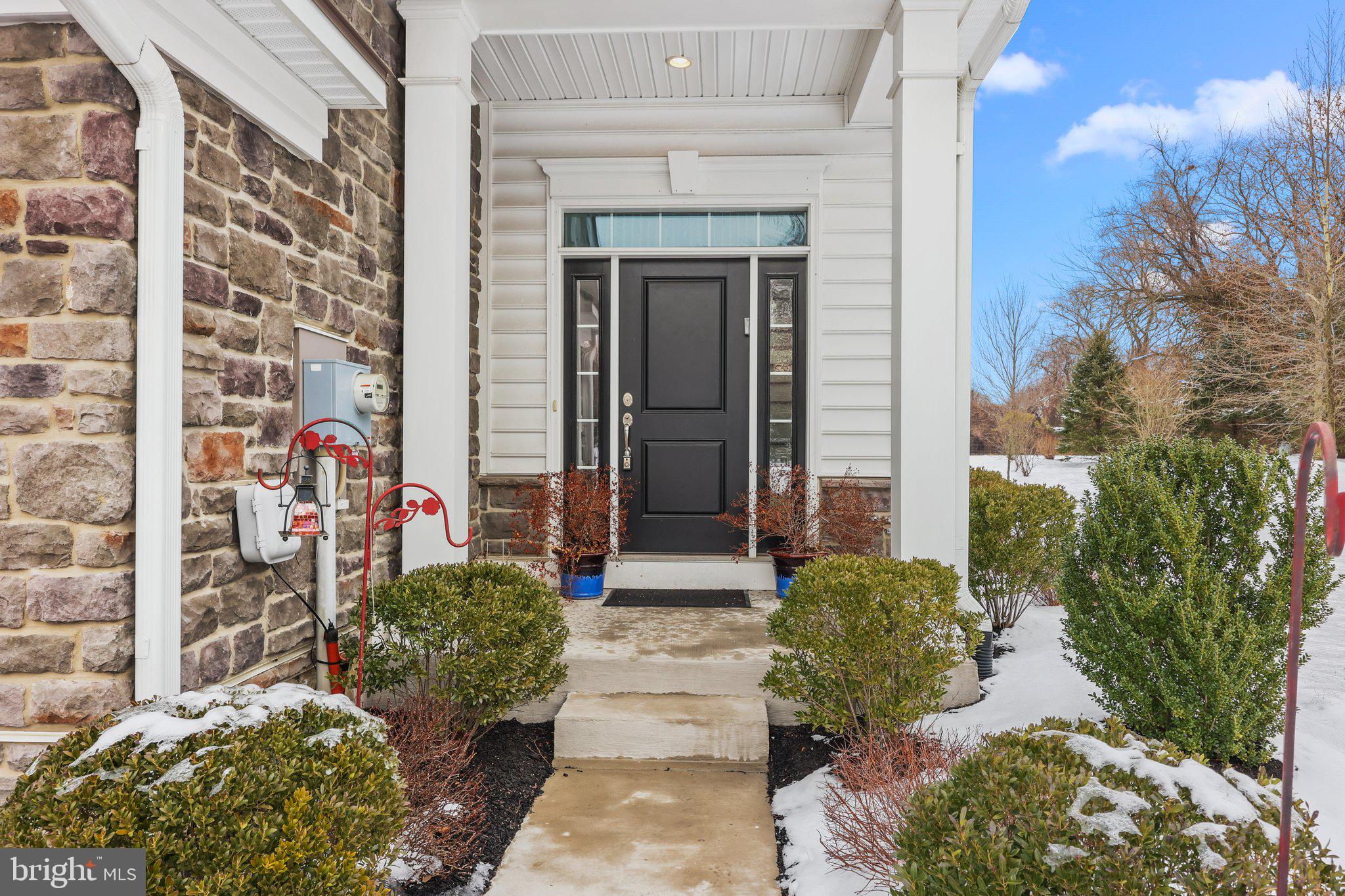 10 FERN DRIVE