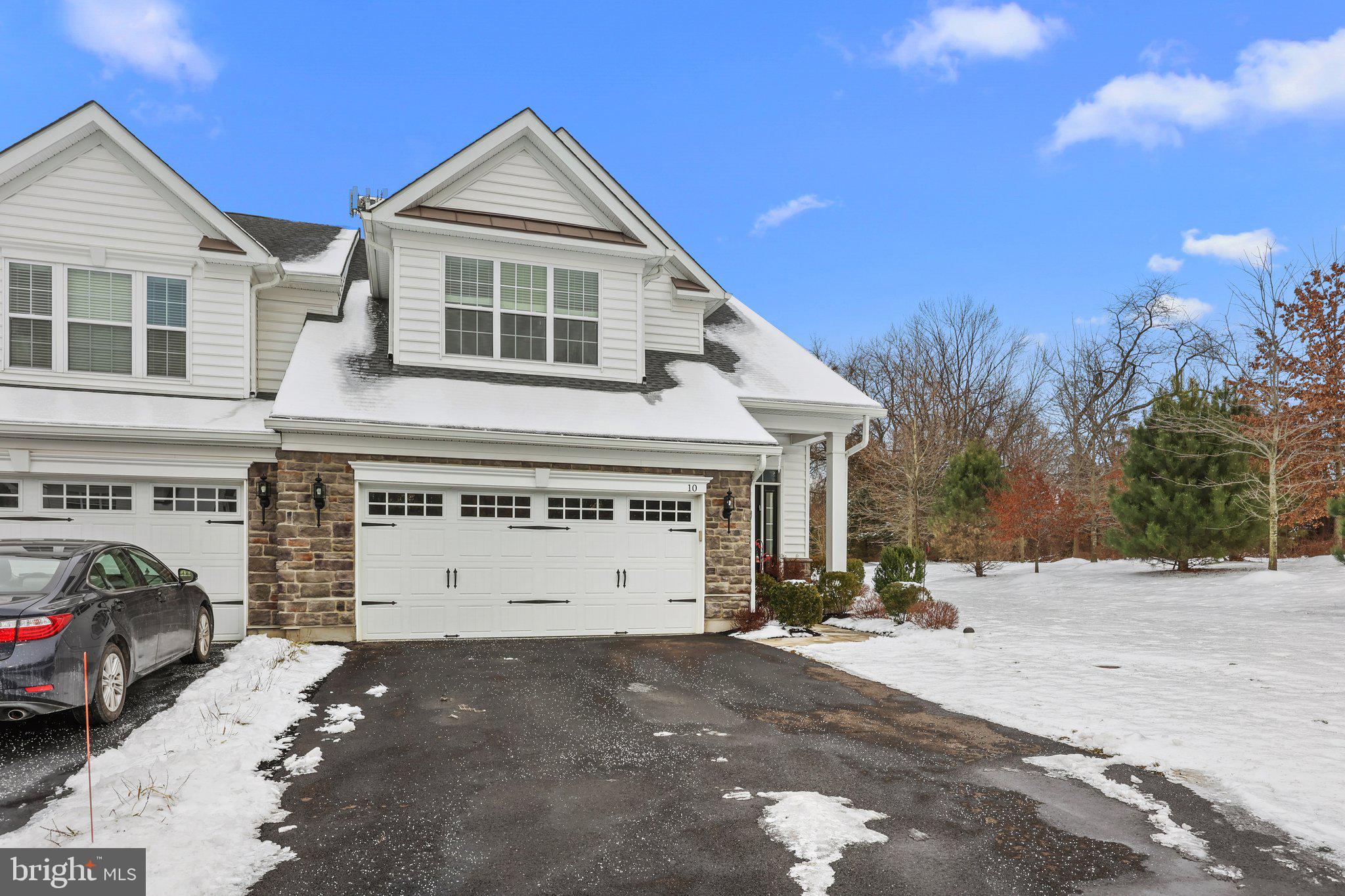10 FERN DRIVE