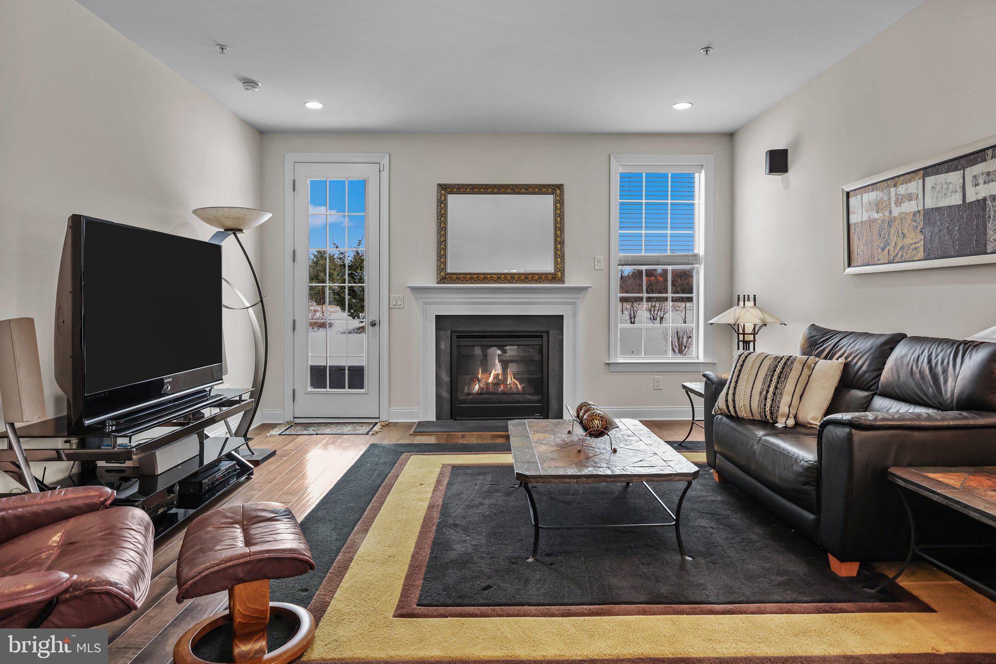 10 FERN DRIVE