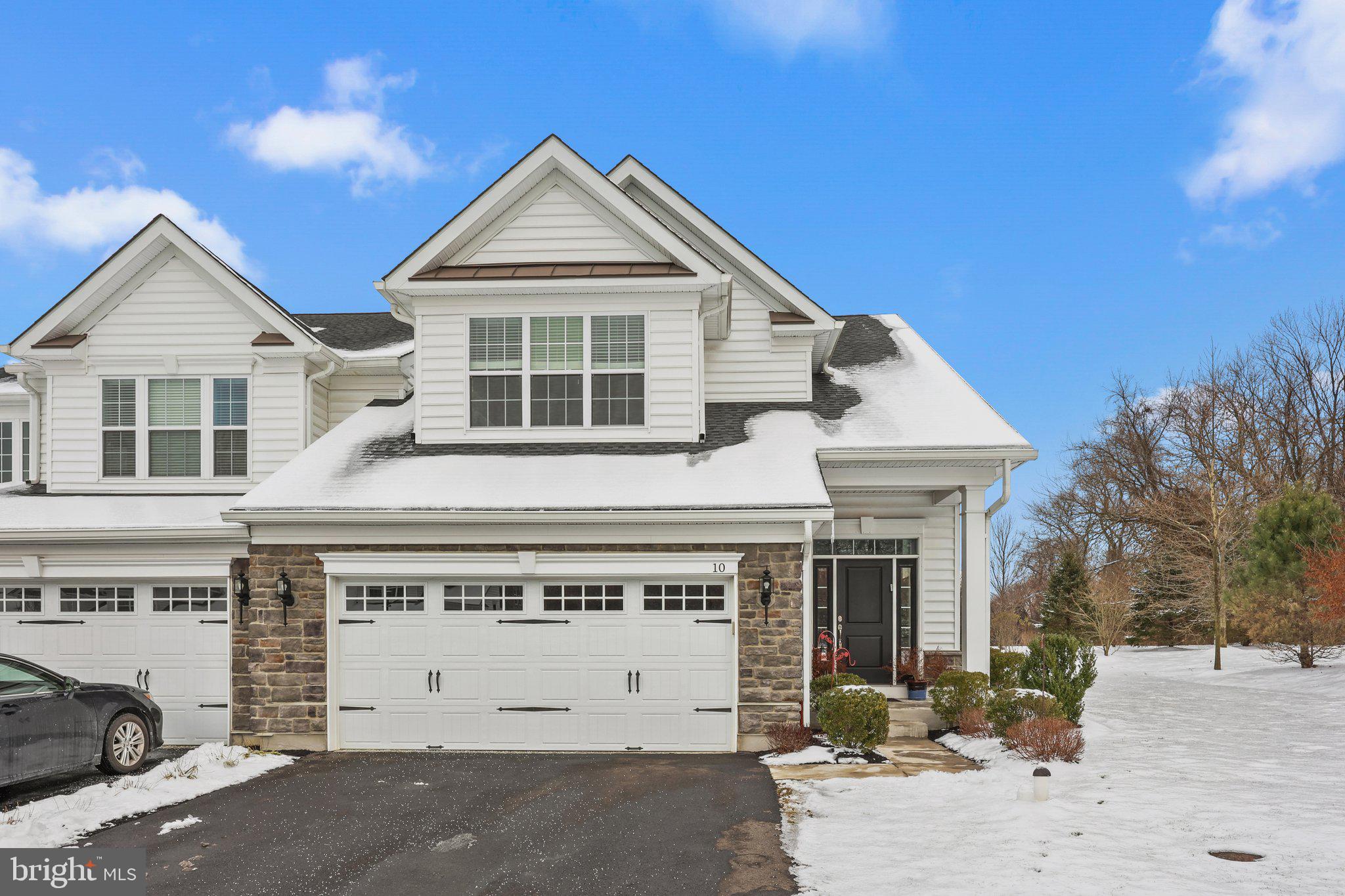 10 FERN DRIVE
