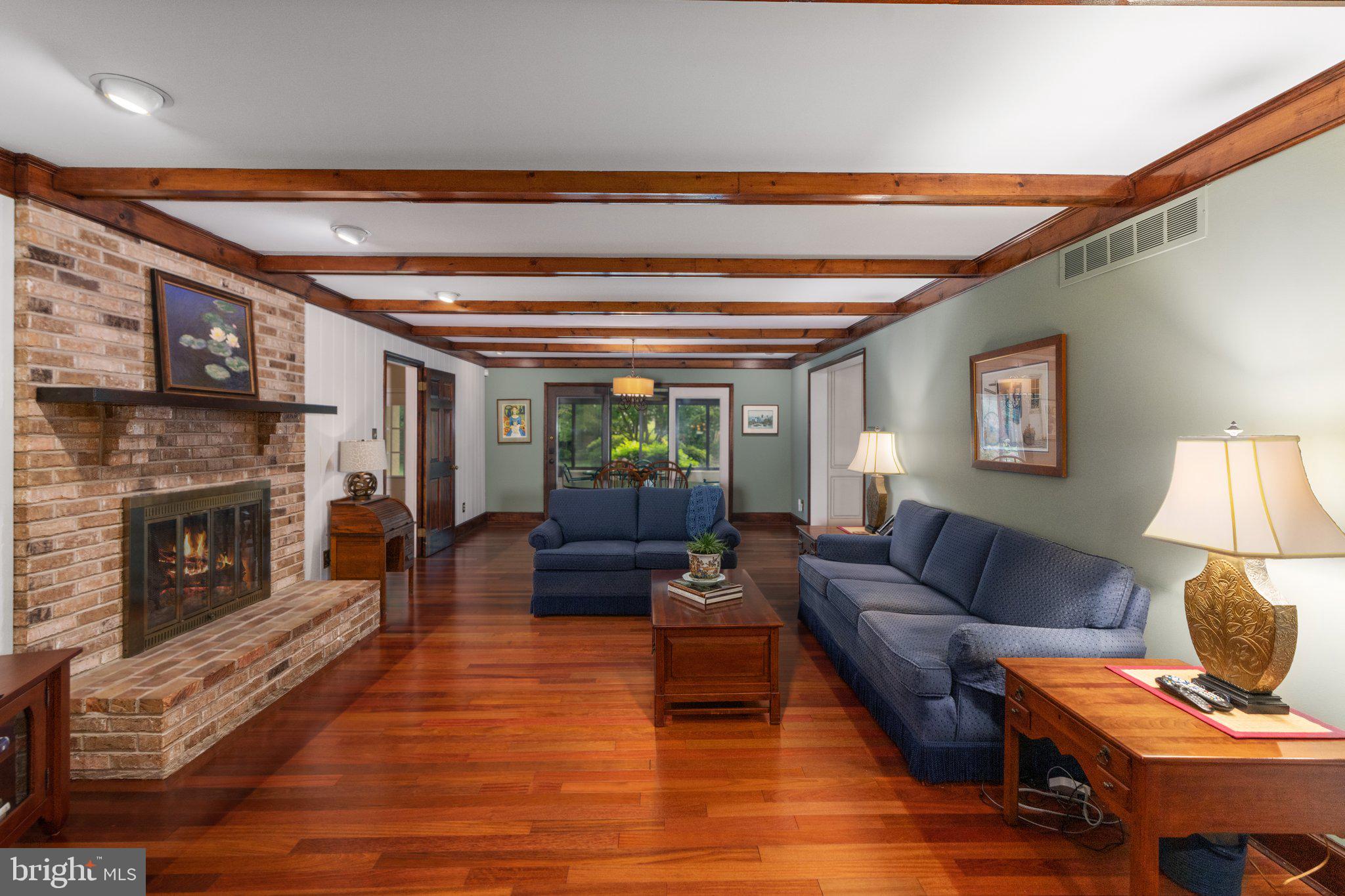 986 CULTIPACKER ROAD