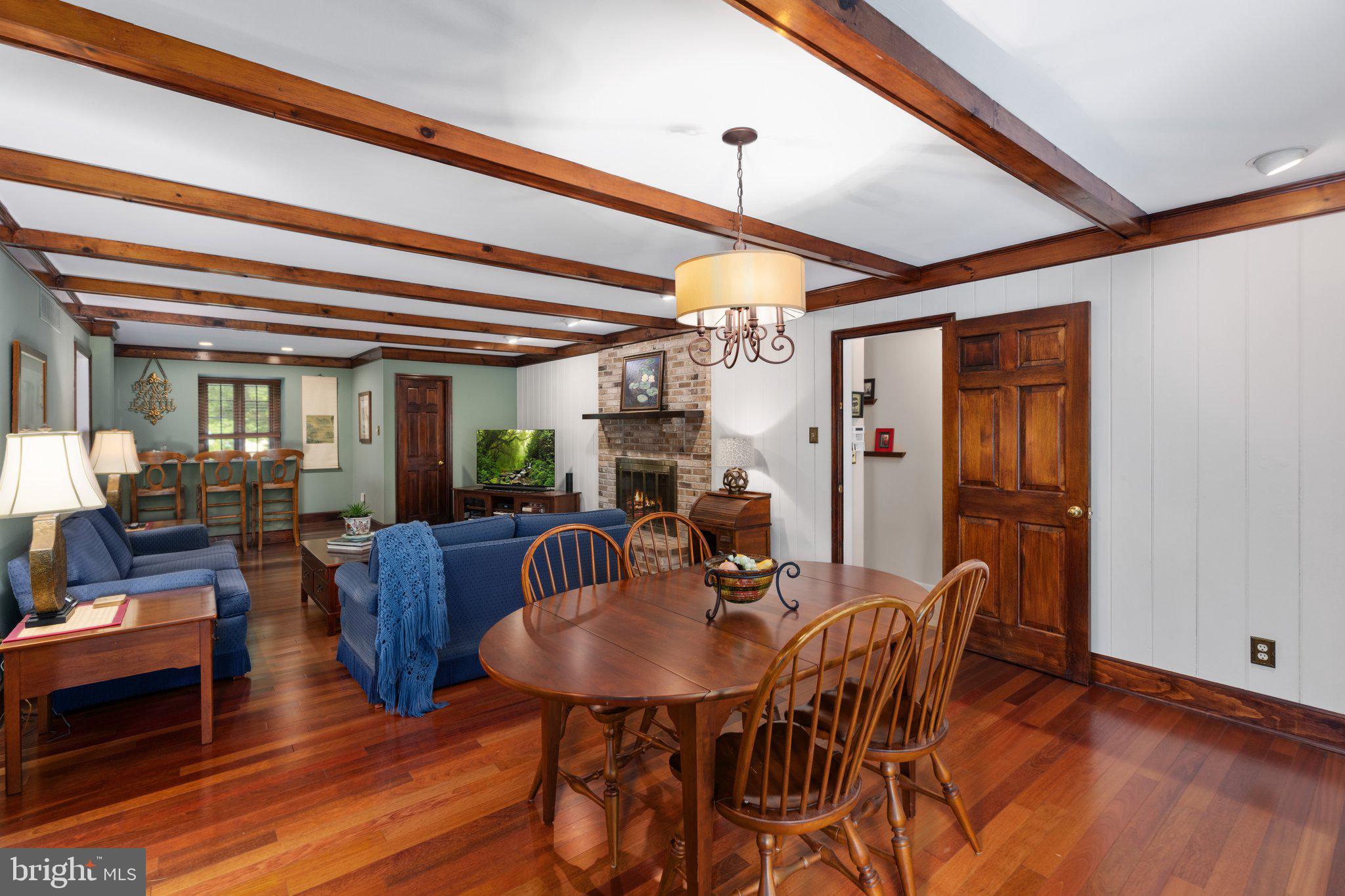 986 CULTIPACKER ROAD