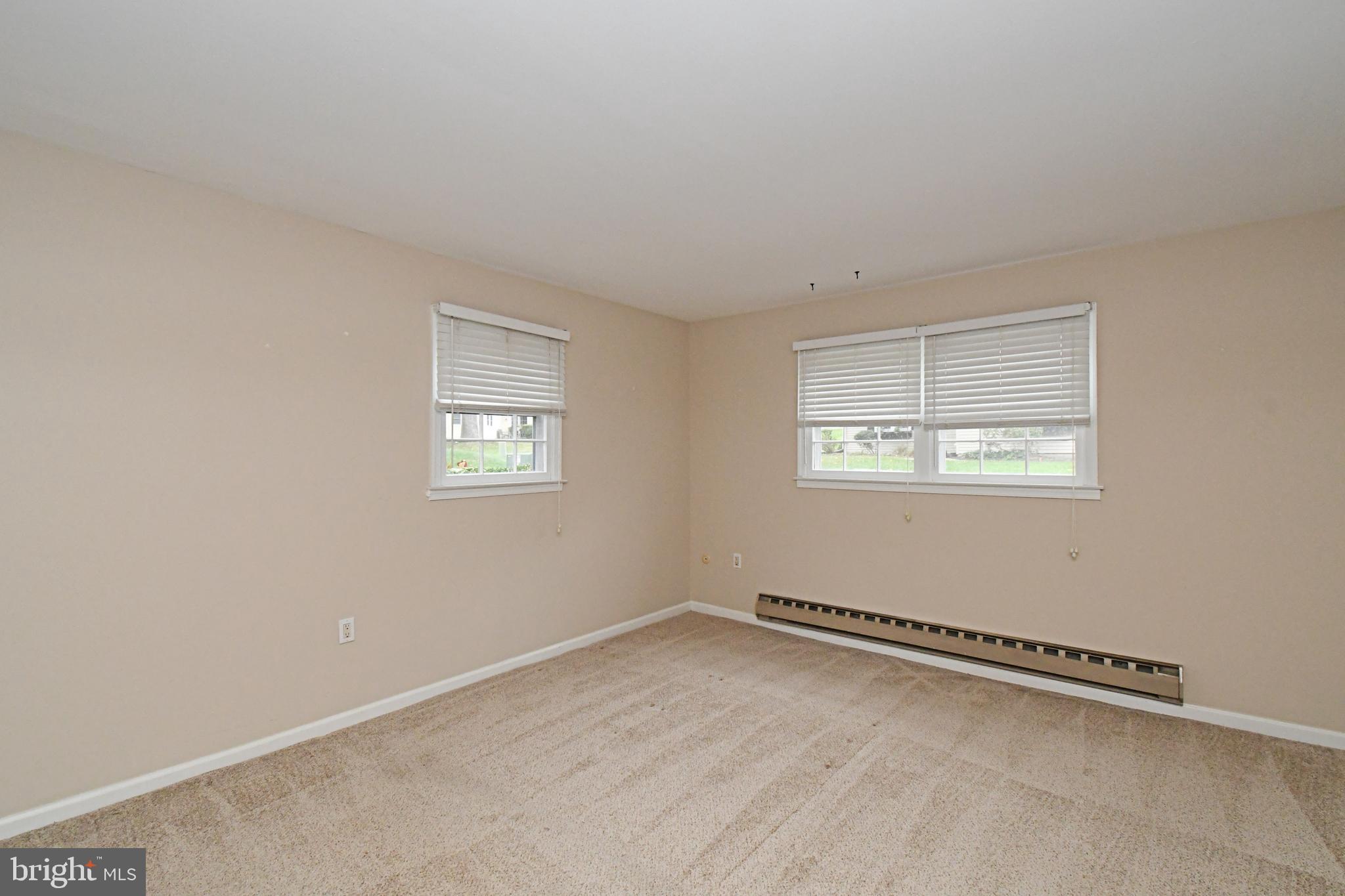 1603 YARDLEY CMNS