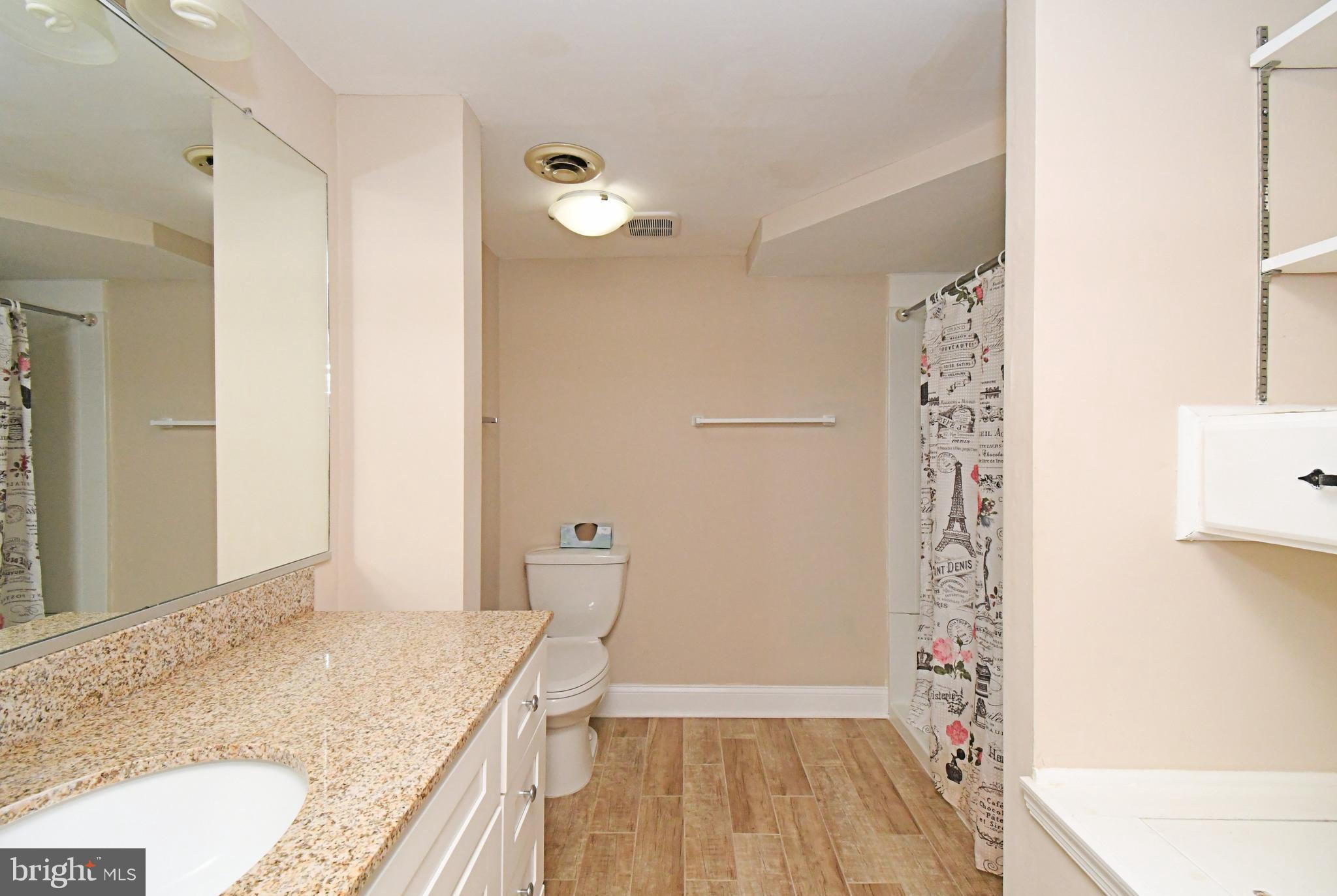 1603 YARDLEY CMNS