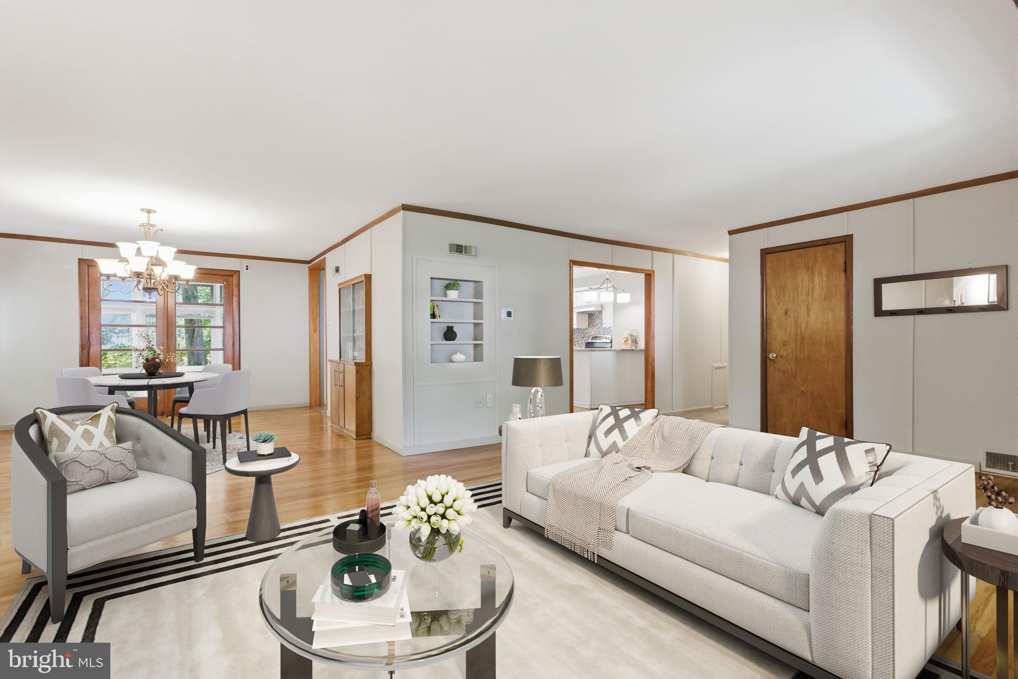 207 W FERRY ROAD