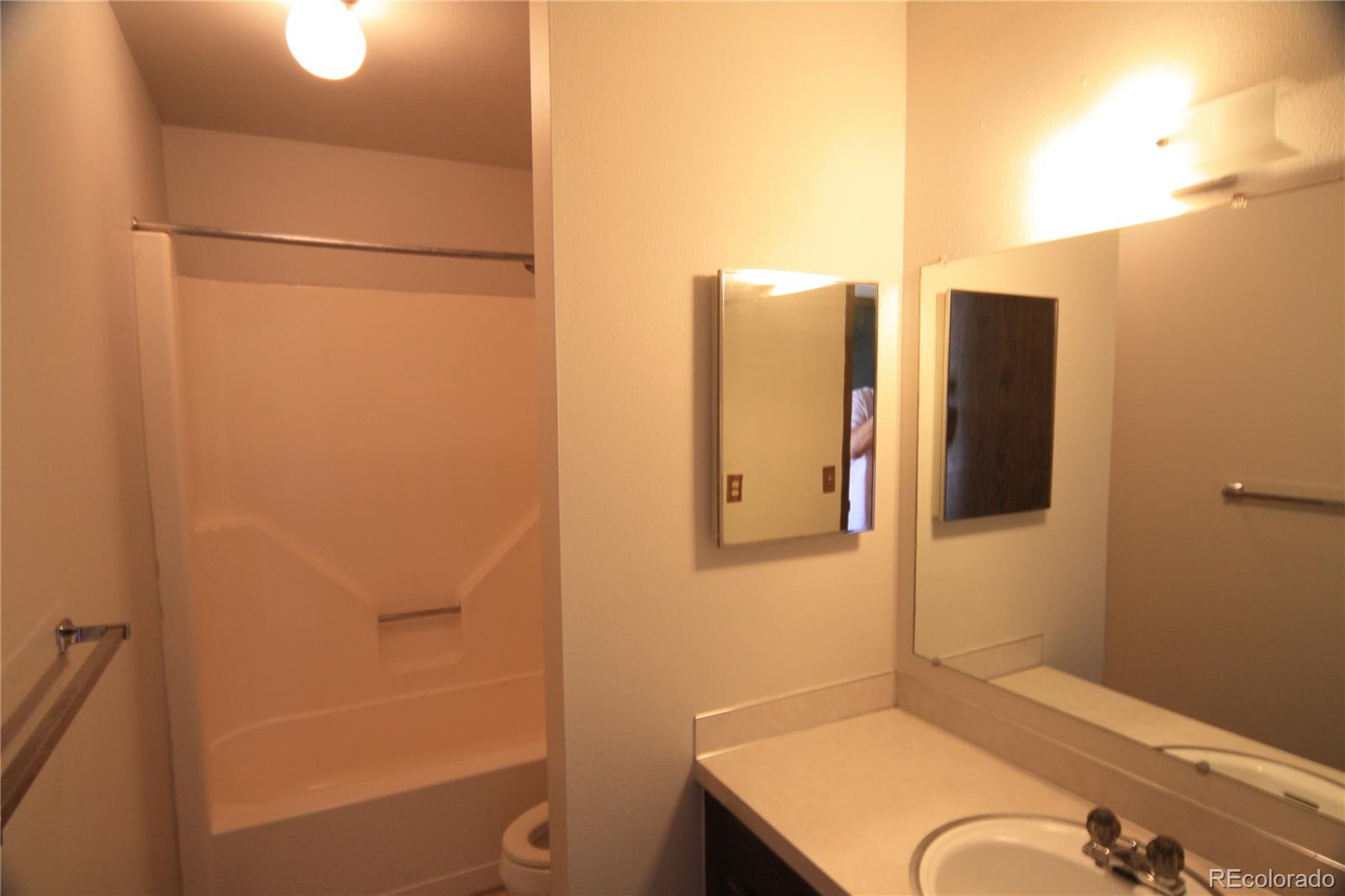 1519 S Sable Boulevard Unit: C