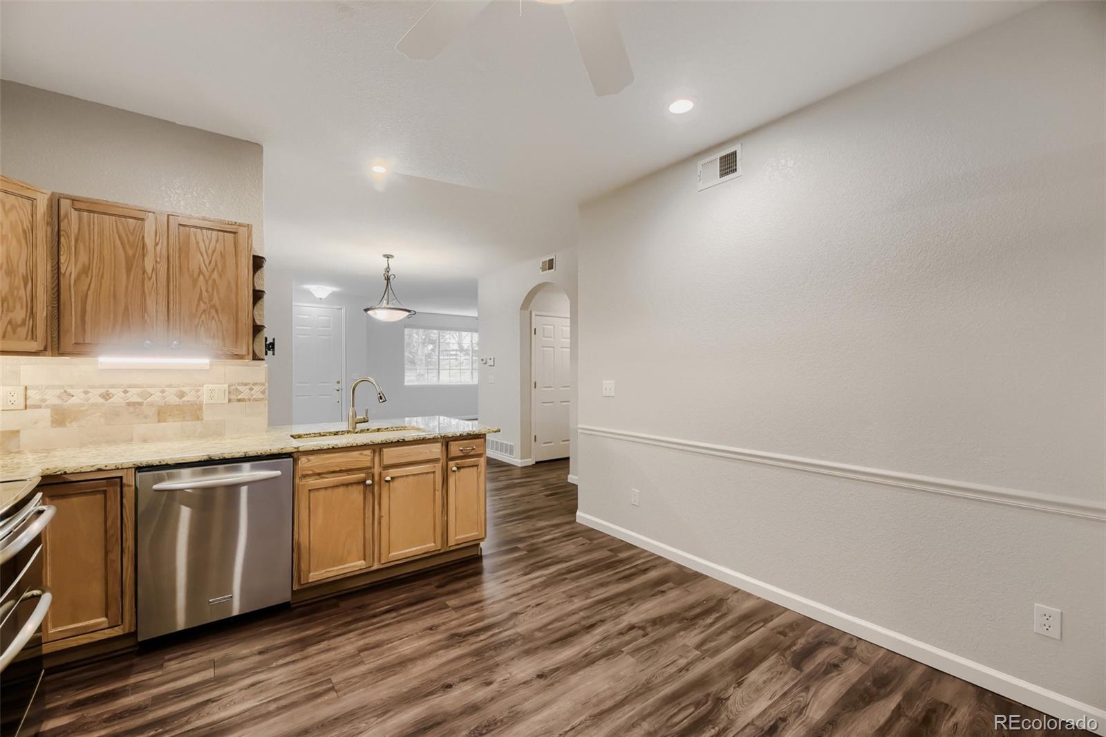 9856 W Freiburg Drive Unit: G