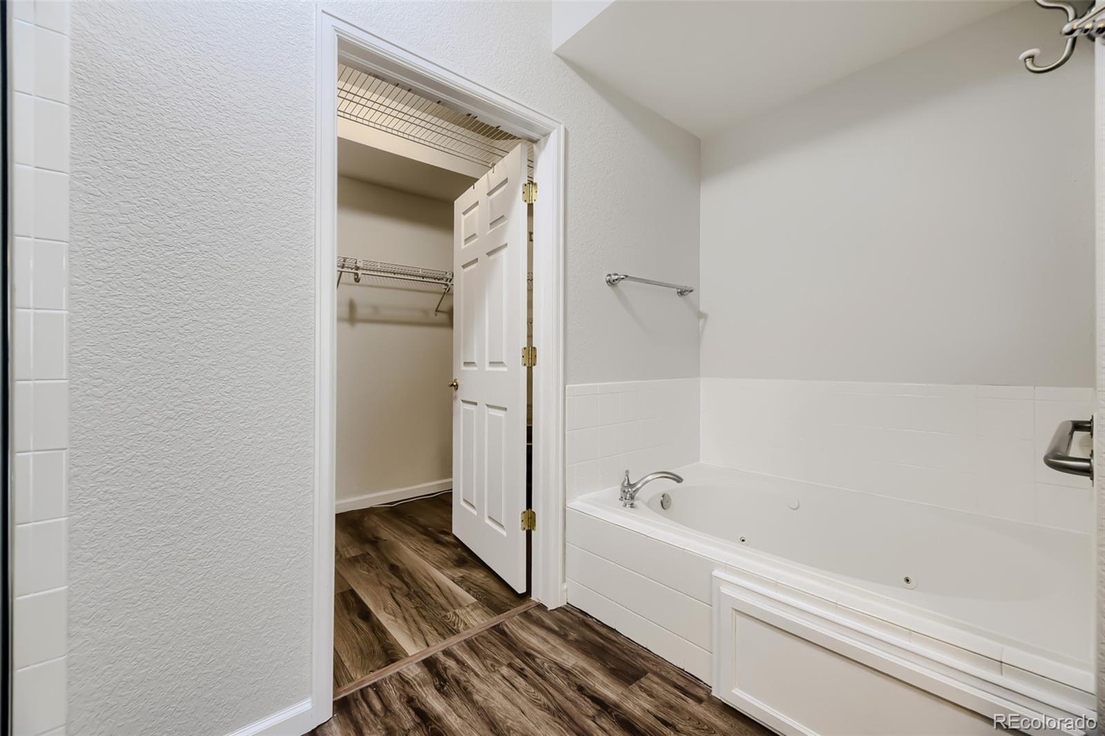 9856 W Freiburg Drive Unit: G