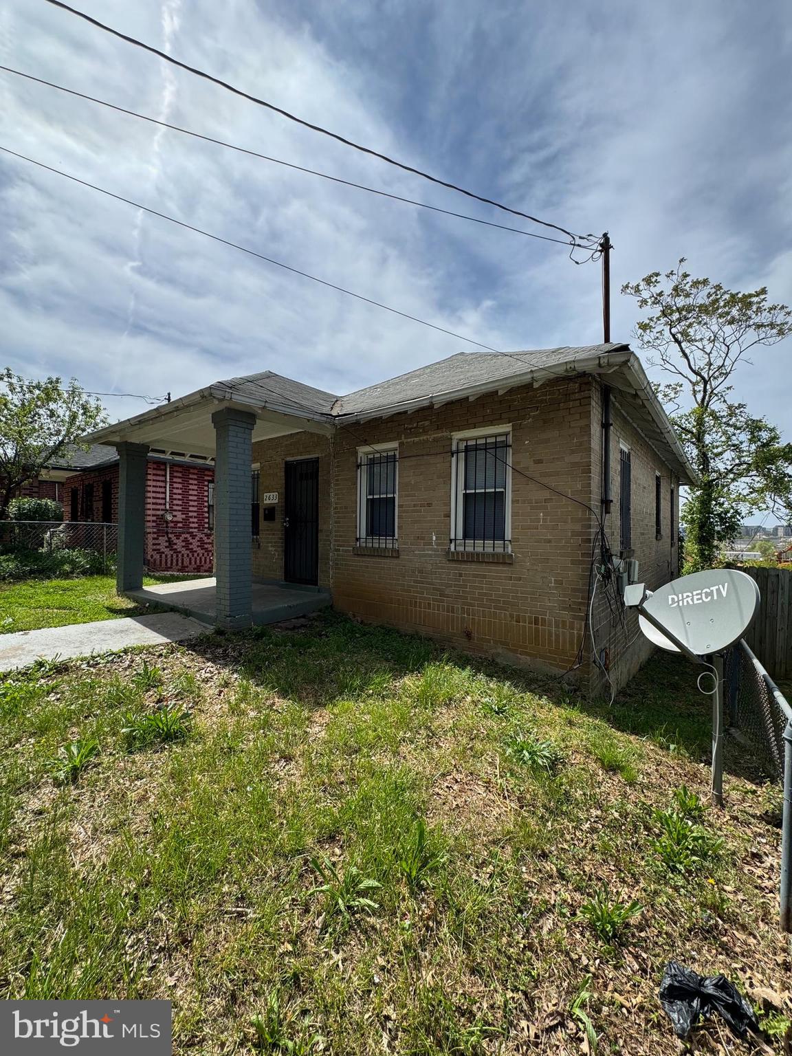 2633 WADE ROAD SE
