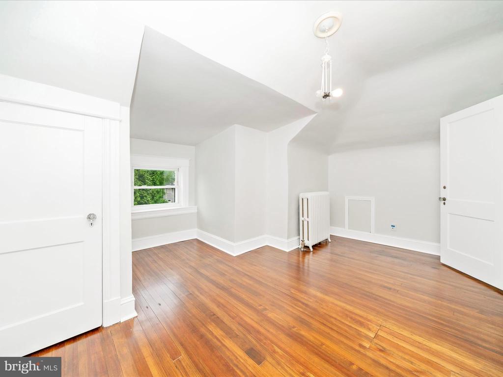 1432 MONTAGUE STREET NW