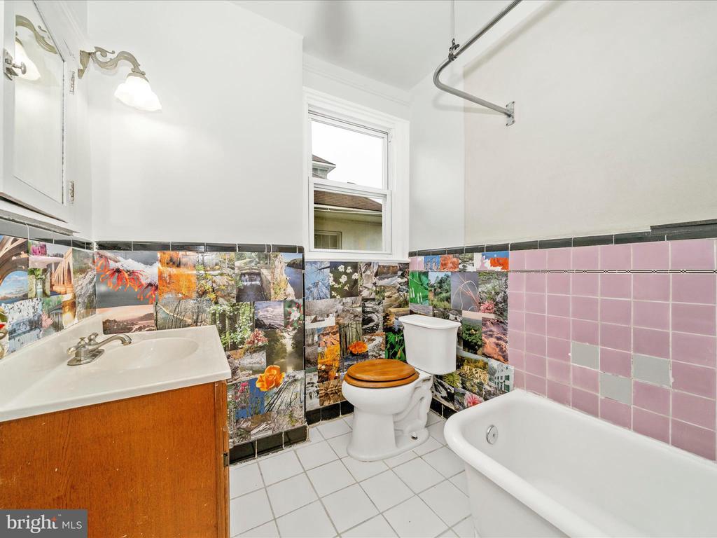 1432 MONTAGUE STREET NW