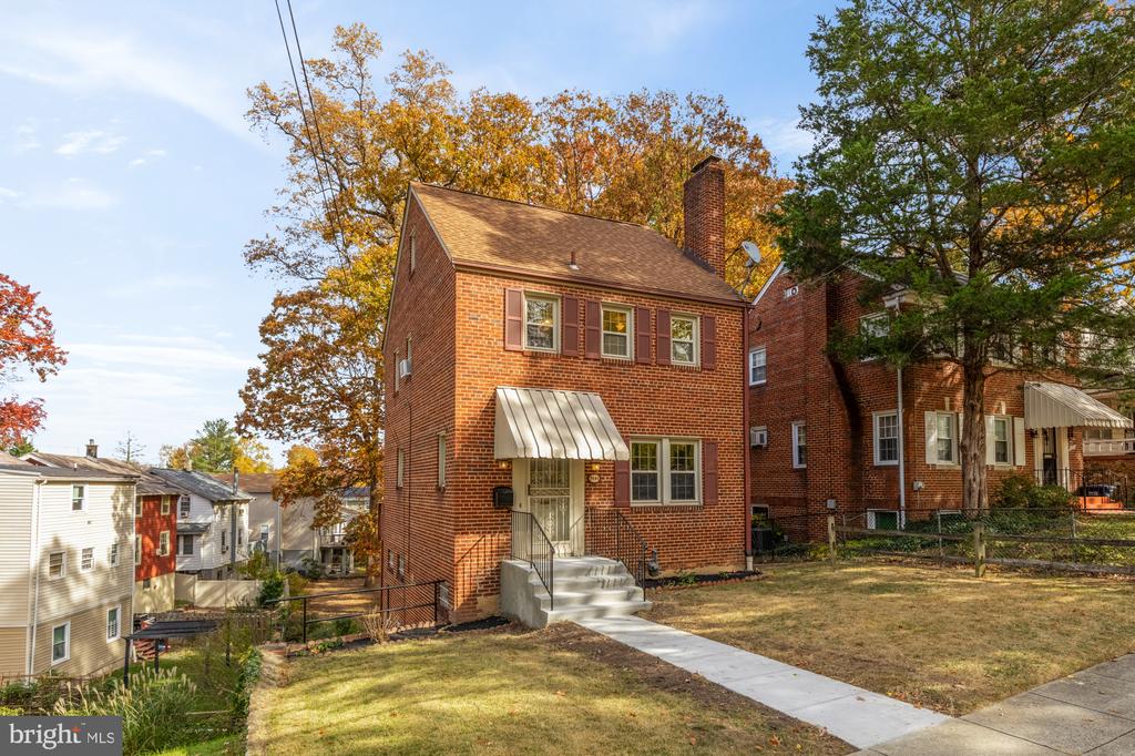 3141 CENTRAL AVENUE NE