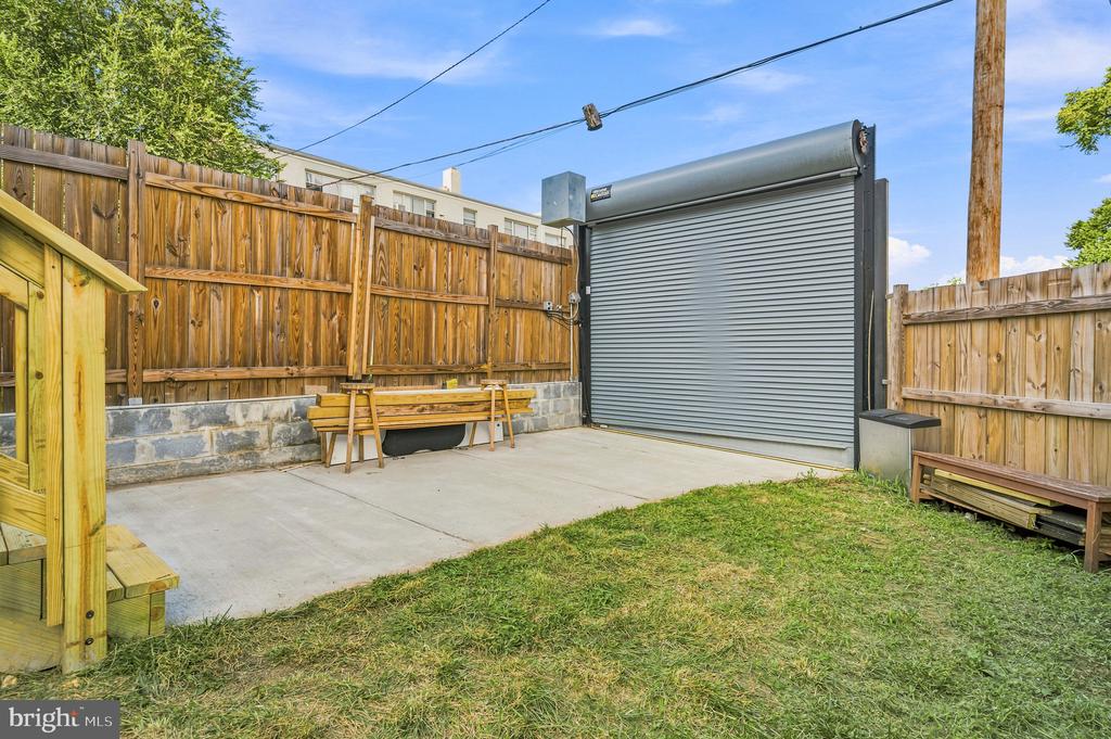 5517 7TH STREET NW Unit: 1