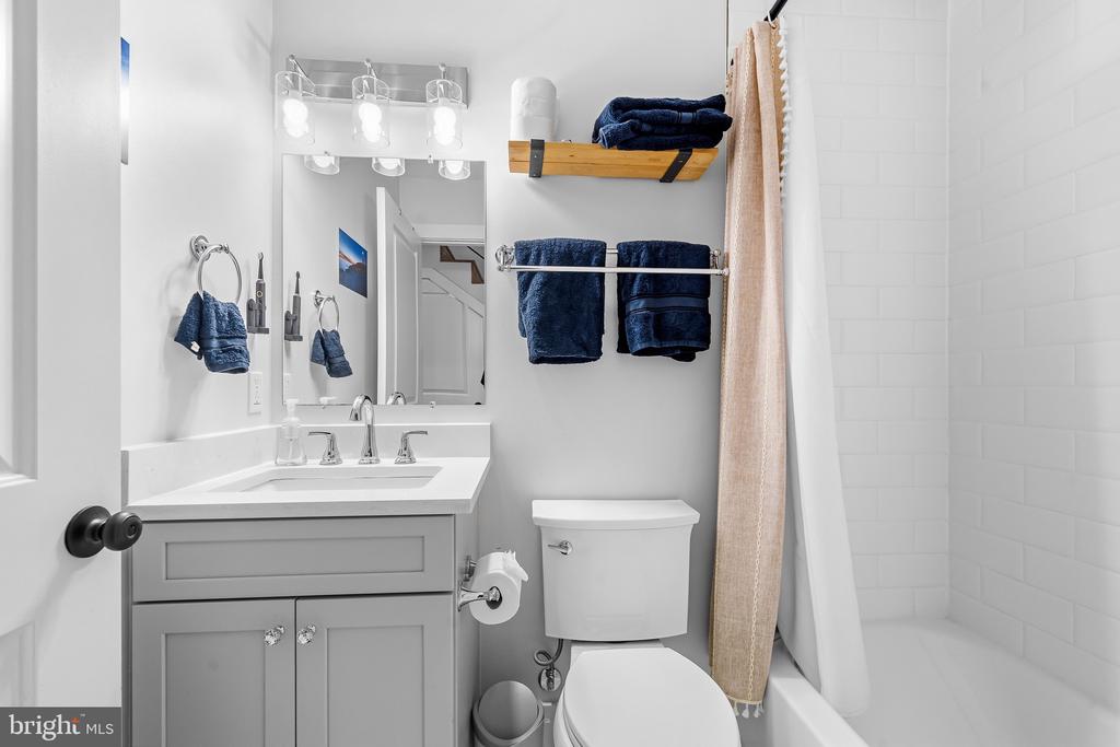 5517 7TH STREET NW Unit: 1