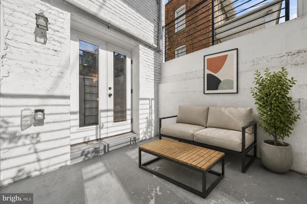 5517 7TH STREET NW Unit: 1