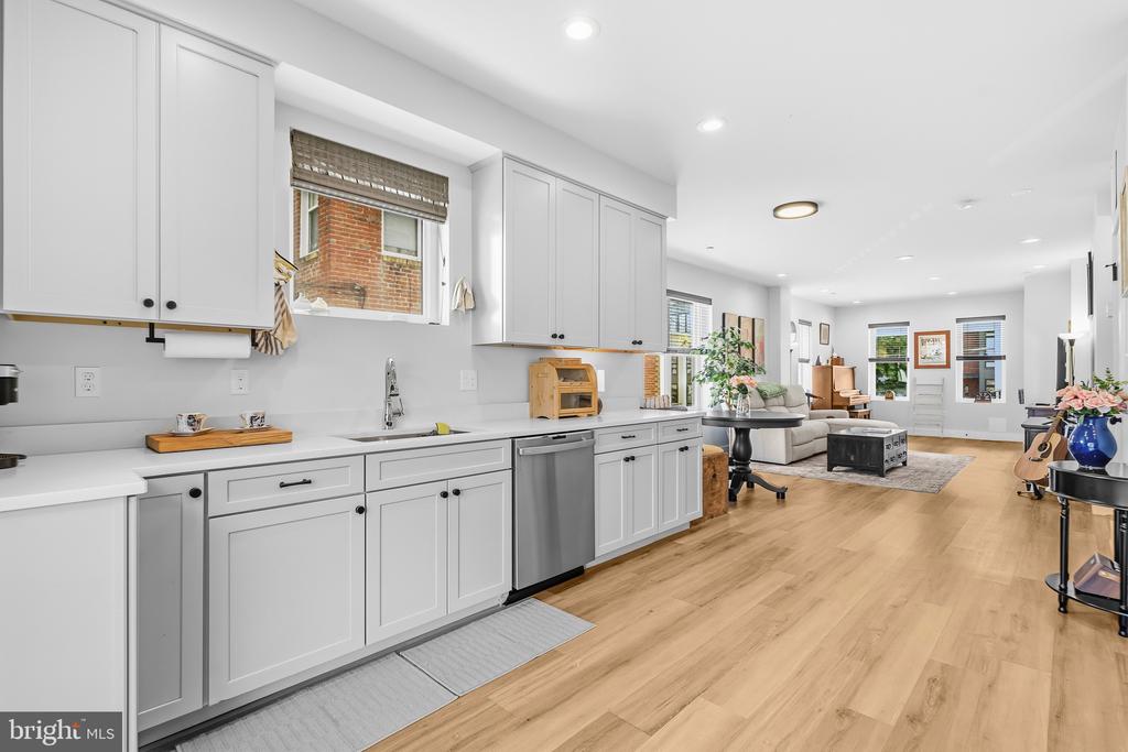 5517 7TH STREET NW Unit: 1