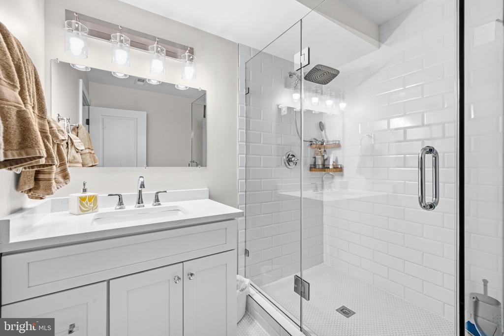 5517 7TH STREET NW Unit: 1