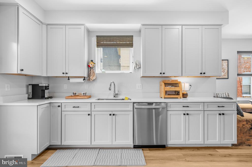 5517 7TH STREET NW Unit: 1