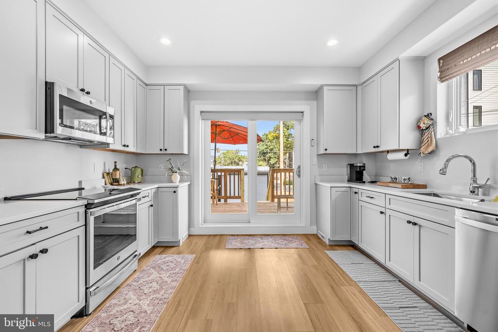 5517 7TH STREET NW Unit: 1