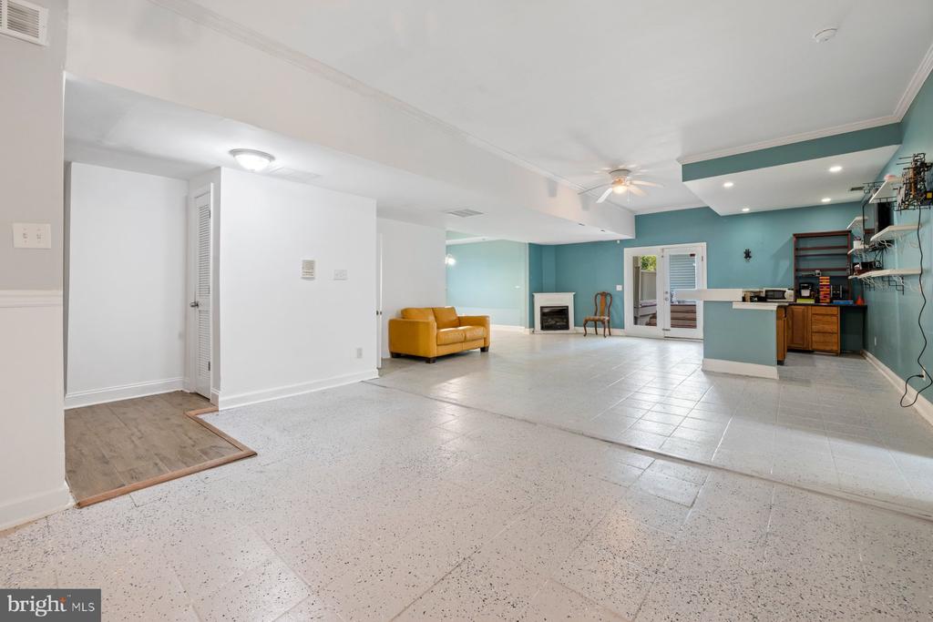 61 MAGOTHY BEACH ROAD