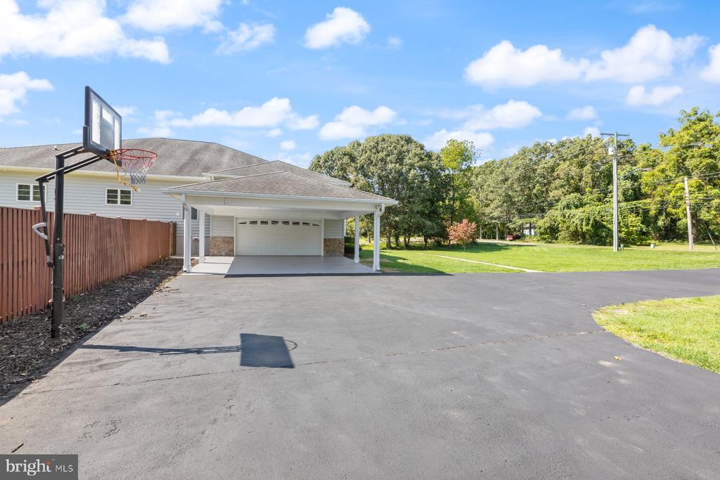 61 MAGOTHY BEACH ROAD