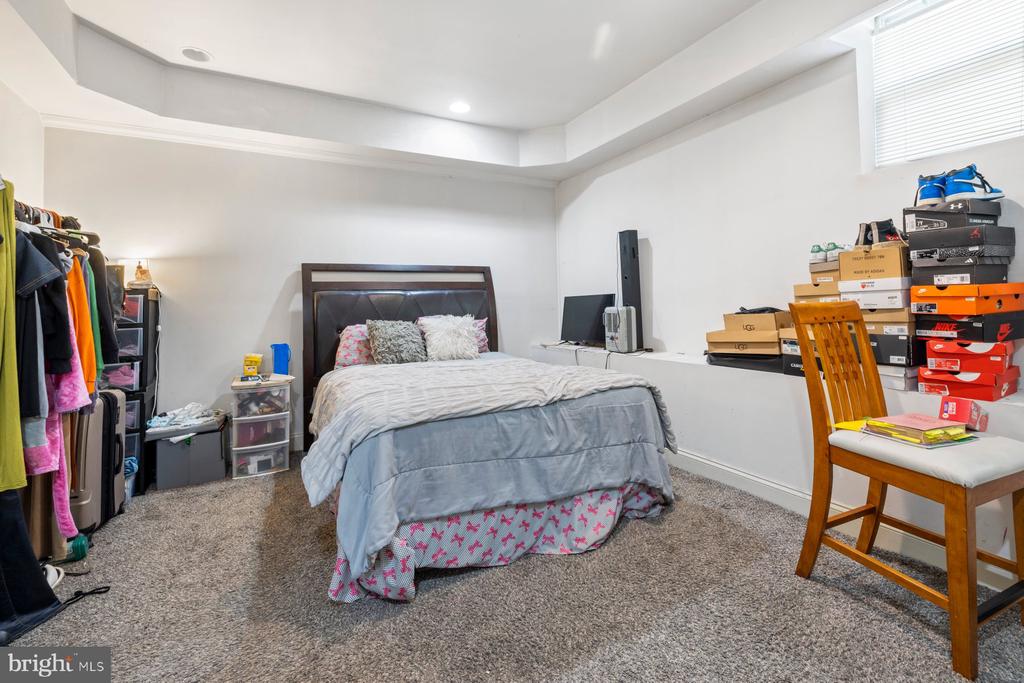 61 MAGOTHY BEACH ROAD